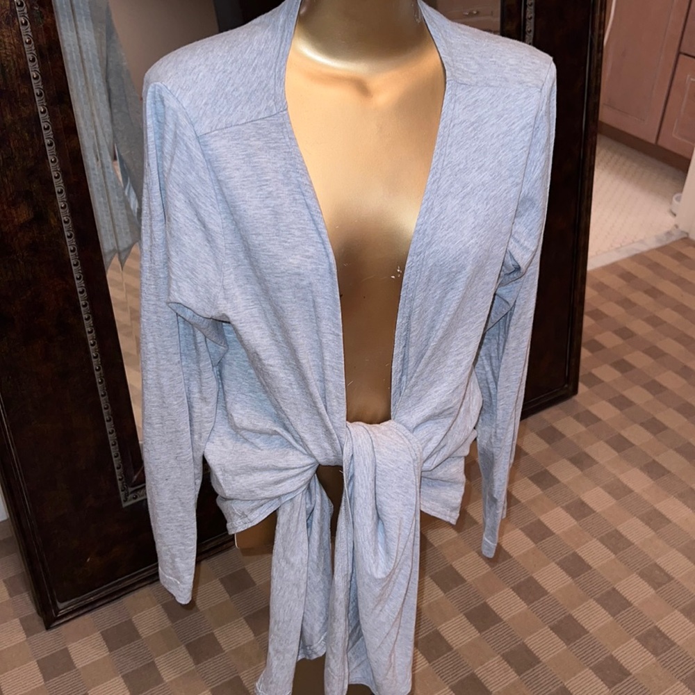 Allen Allen petite size m grey wrap